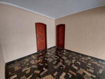Casa disponível sobradada para alugar por R$ 2.600,00 no Jardim Bertini em Americana/SP.