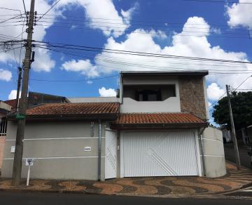 Casa á venda por R$ 800.000,00 no bairro Jardim Sartori em Santa bárbara D`Oeste/SP