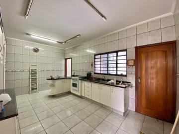 Casa residencial para locação por R$ 1.800,00/mês no Jardim Brasilia em Americana/SP.