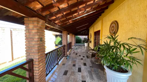 Casa disponível para locação e venda no Bairro Vila Brasil em Santa Bárbara d`Oeste/SP.