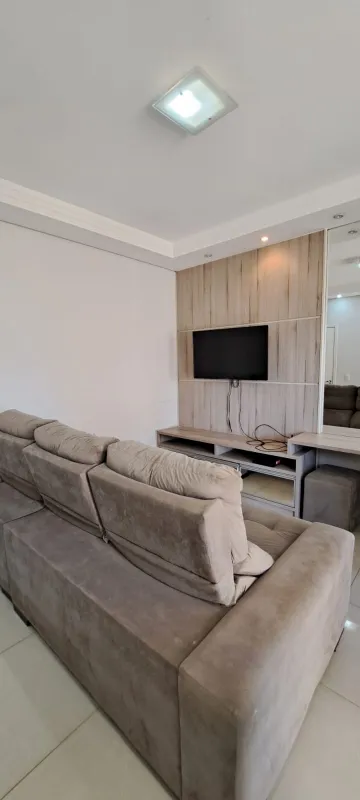 Apartamento disponível para alugar por R$2.500,00 no Condomínio Campos Verdes em Americana/SP