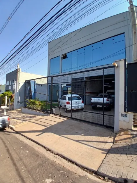 Americana Loteamento Industrial Machadinho Salao Venda R$3.000.000,00  3 Vagas Area do terreno 330.00m2 Area construida 489.30m2